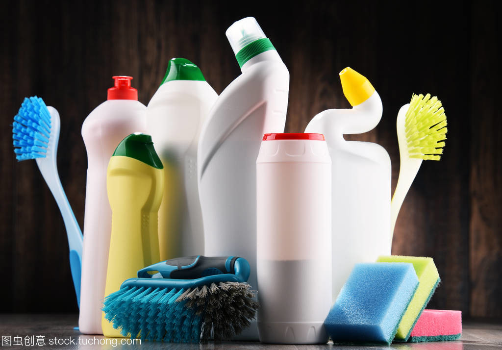 洗涤剂瓶与化学清洗用品 安全使用与环保选择